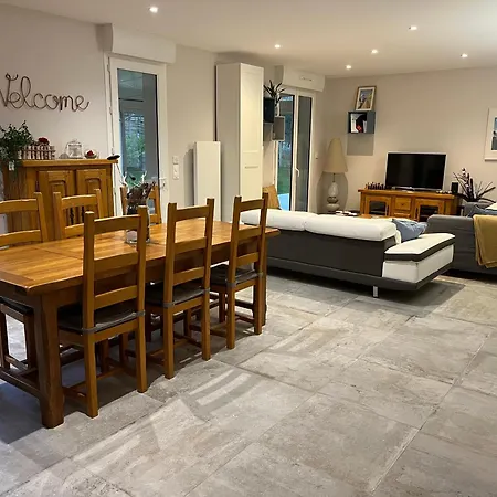 Maison Plain-pied 4 Sur à 700 M *