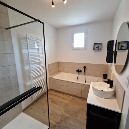 Maison Plain-pied 4 Sur A 700 M Holiday home Graye-sur-Mer