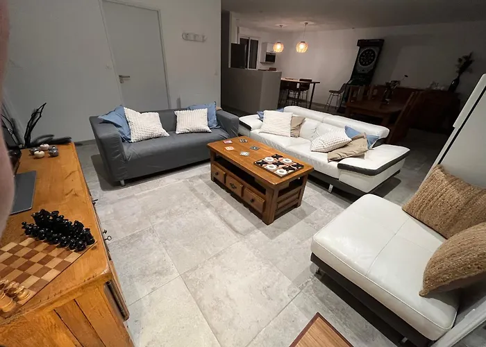 Maison Plain-pied 4 Sur à 700 M Casa de Férias *